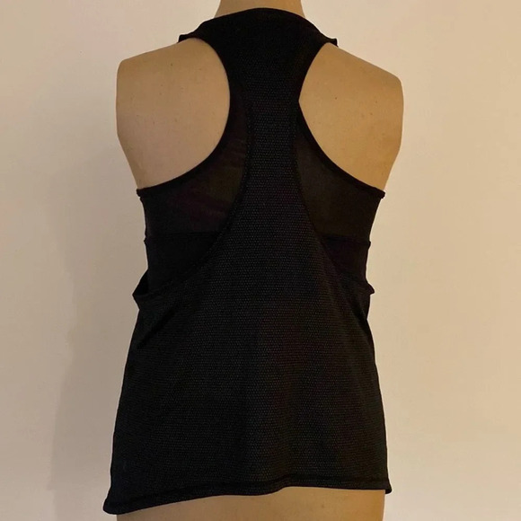 Lululemon Pushing Limits Shelf Bra Tank black w/ micro dots sz 8 perfect cond - Picture 3 of 9